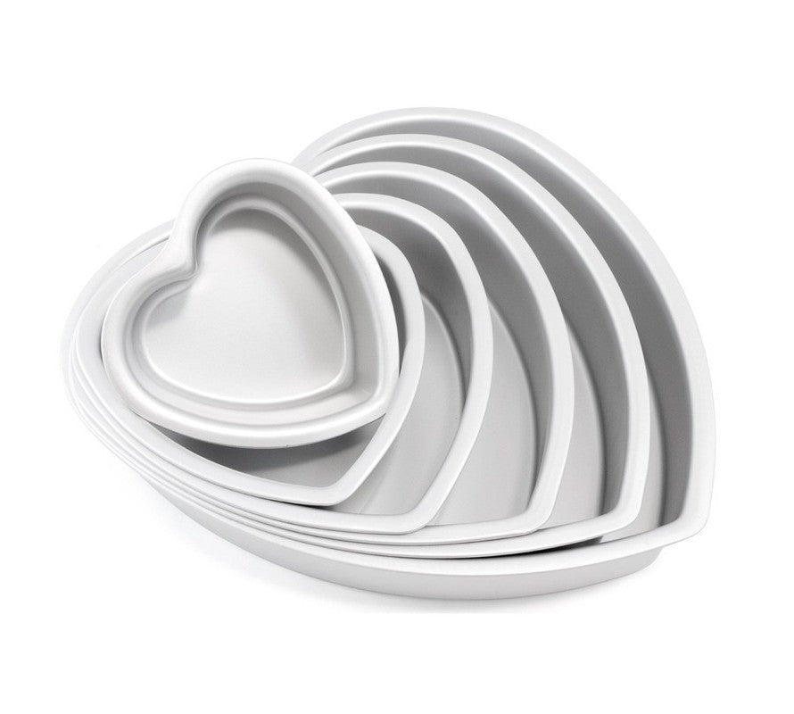 https://www.kiwicakes.co.nz/cdn/shop/collections/heart-shaped-pans_e0a8faa3-4ec9-406d-9750-d78544844236.jpg?v=1658296524