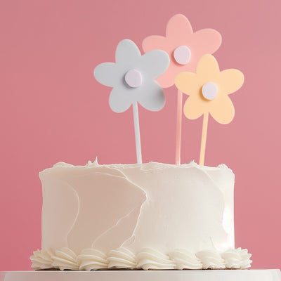 Daisy flowers set 3 acrylic cake toppers pastel milkshake colours