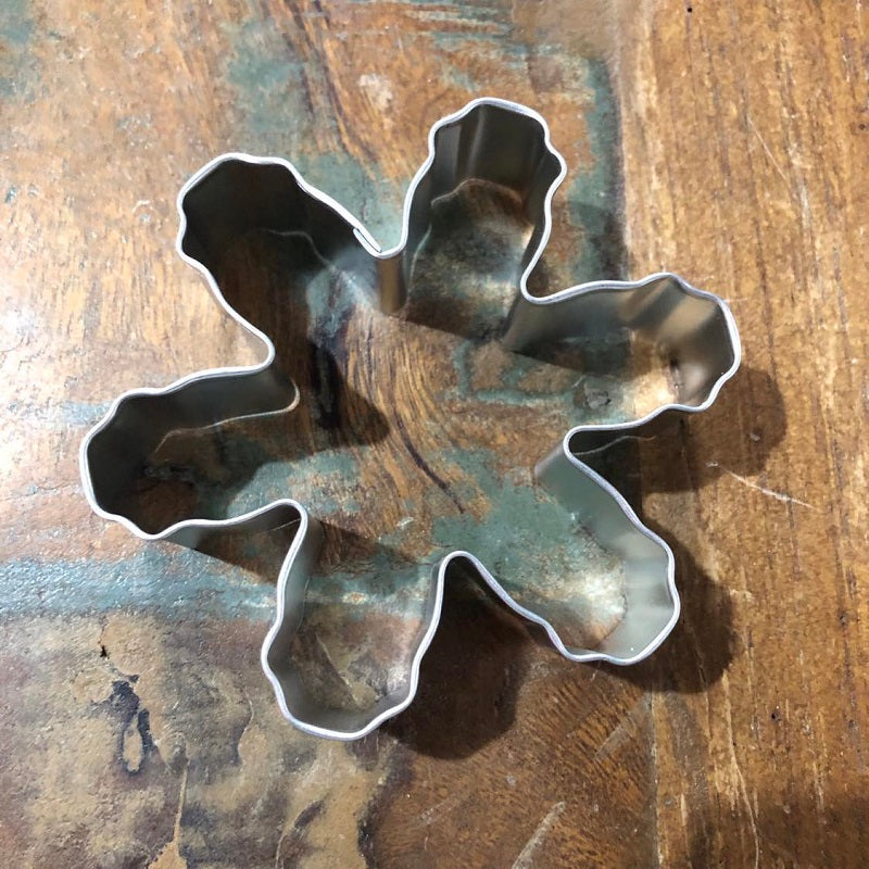 Snowflake cookie cutter 9.5cm