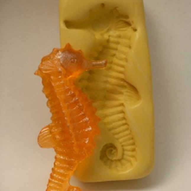 Seahorse Right facing silicone mould for isomalt by Simi Cakes - Kiwicakes