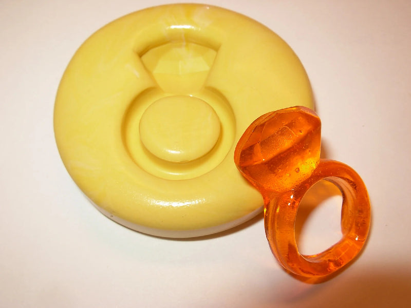 Diamond Ring silicone mould by Simi cakes - Kiwicakes